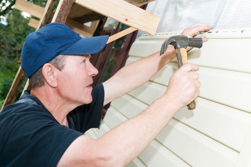 Siding Replacement Teams